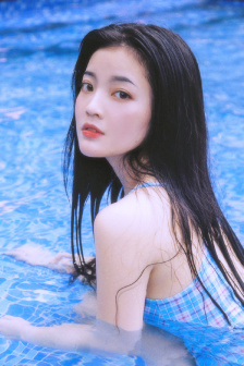 放荡女人图片